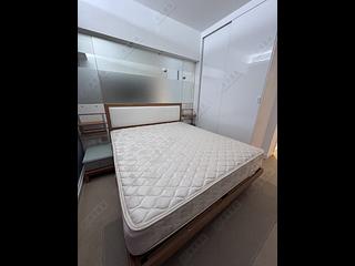 Tai Kok Tsui - Island Harbourview Block 8 04
