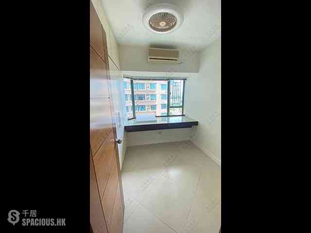 Tai Kok Tsui - Island Harbourview Block 8 06