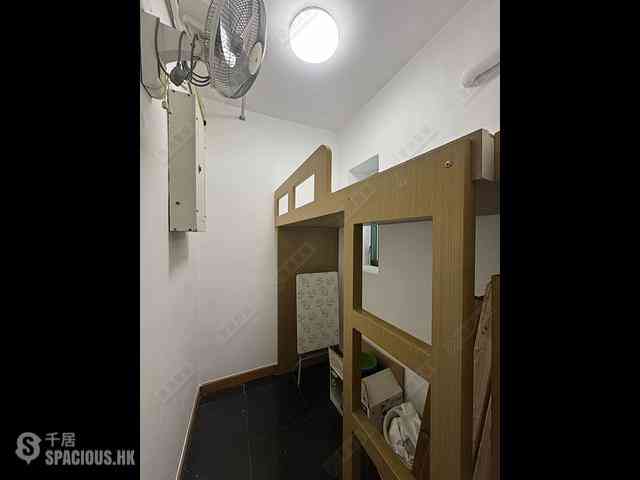 Tai Kok Tsui - Island Harbourview Block 7 10