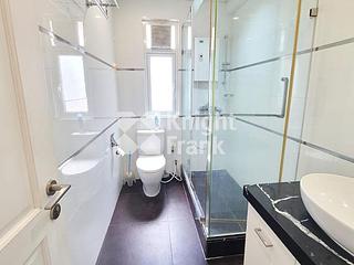 Pok Fu Lam - Baguio Villa 11