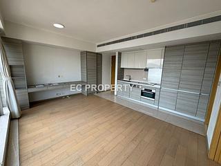 Sai Ying Pun - The Summa Block 2 05