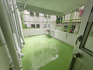 Poho - On Lok Building 05