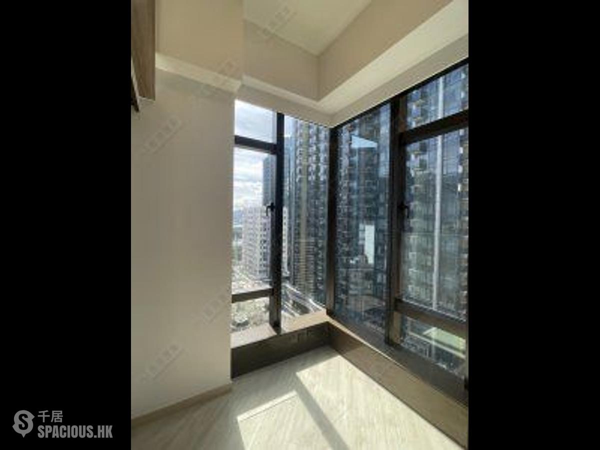 Tai Kok Tsui - Square Mile Phase 5 Gateway · Square Mile 01