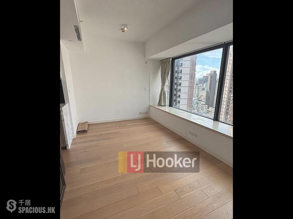 Mid Levels Central - Gramercy 01