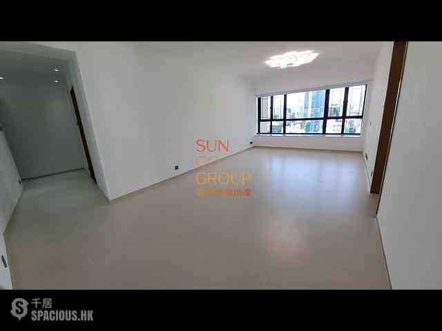 Mid Levels Central - The Grand Panorama Block 3 01