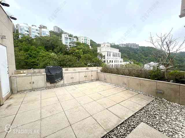 The Peak - Altadena House 11