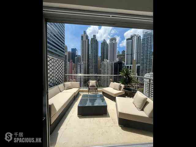 Wan Chai - Hip Sang Building 08