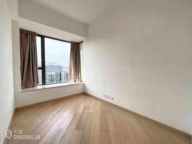 Tung Chung - The Visionary Tower 9 04