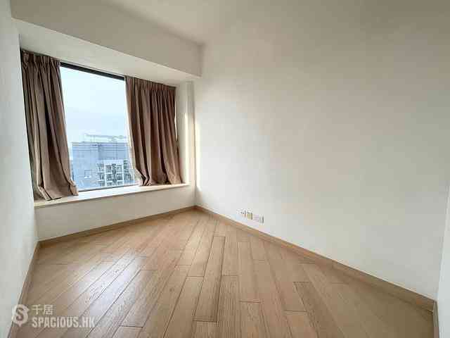Tung Chung - The Visionary Tower 9 06