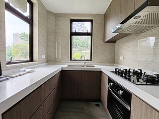 Fo Tan - Laurna Villa 04