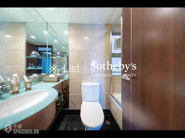 Siu Sai Wan - Island Resort 12