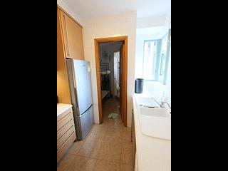 Tiu Keng Leng - Ocean Shores Phase 1 Block 2 04