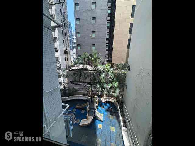 Wan Chai - Pinnacle Building 04