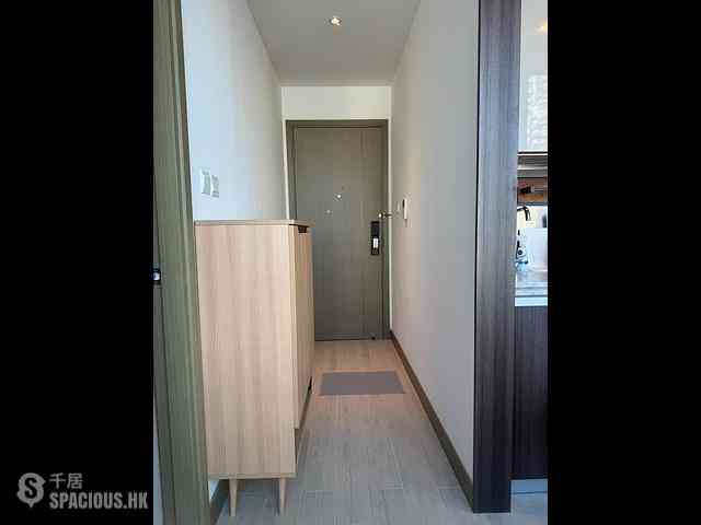 Tai Kok Tsui - L・Living 23 10