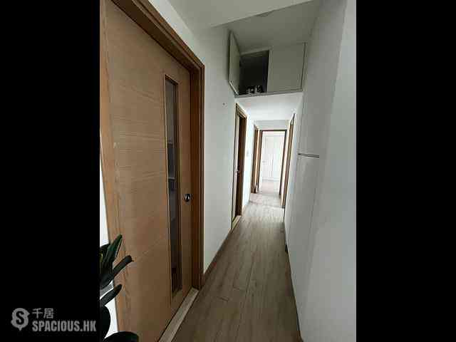 Tung Chung - Coastal Skyline Phase 1 Block 5 04