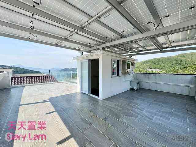 Clear Water Bay - Tai Hang Hau 01