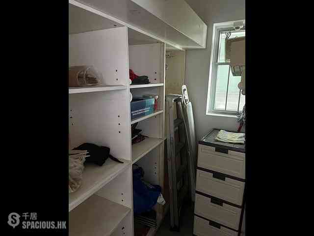 Tung Chung - Coastal Skyline Phase 1 Block 5 14