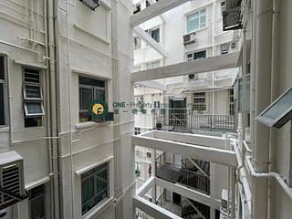 Mid Levels West - Carol Mansion 11