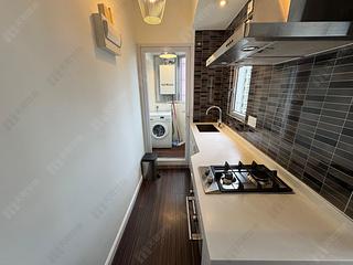Sai Ying Pun - Comfort Court 04