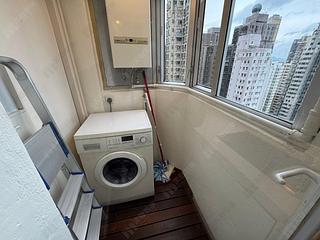 Sai Ying Pun - Comfort Court 05