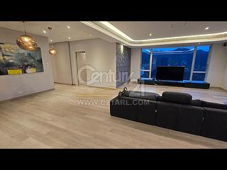 山顶 - Guildford Court 03