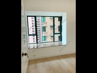 Mid Levels Central - Hillsborough Court 06
