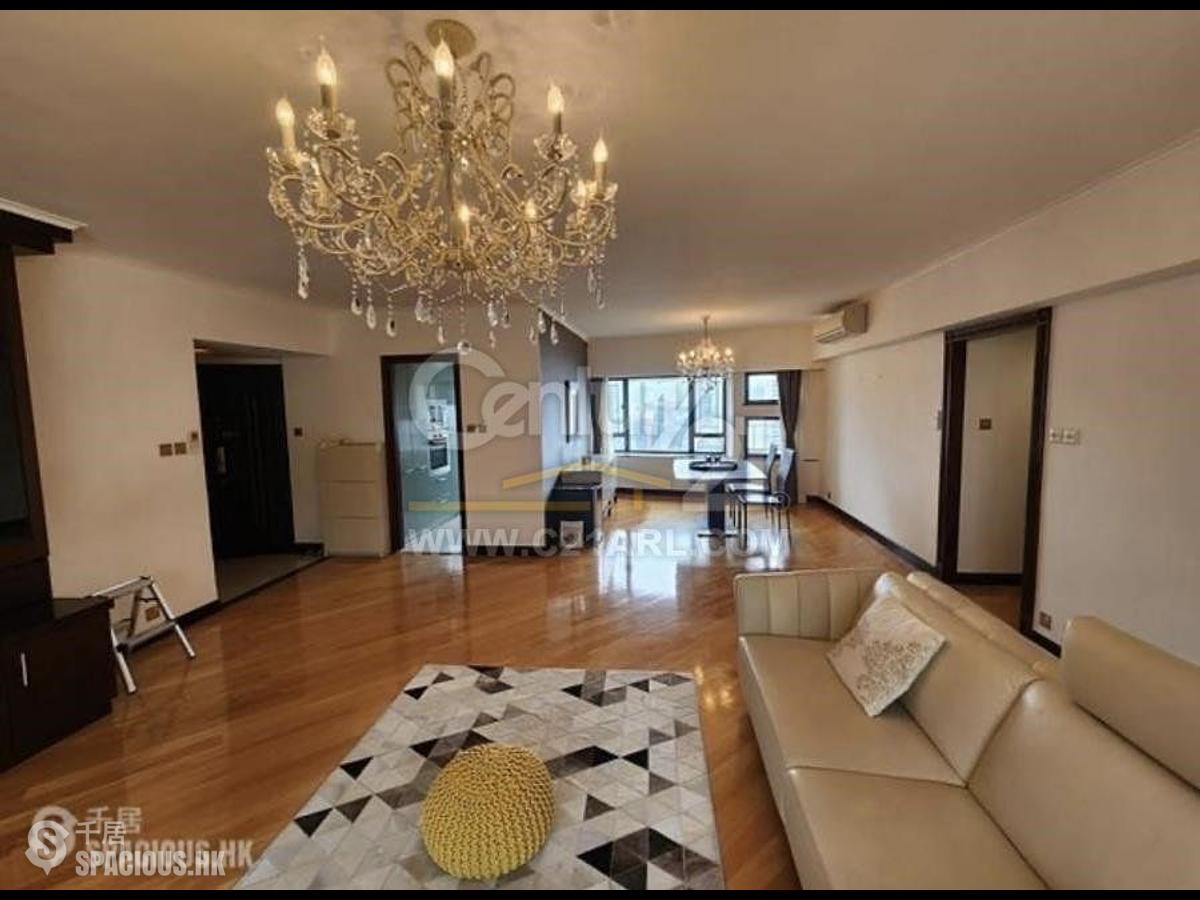 Mid Levels Central - Birchwood Place 01