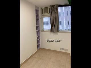 Wan Chai - Cheong Ip Building 04