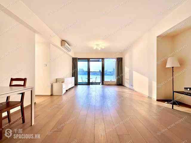 Fortress Hill - Harbour Glory Block 7 02