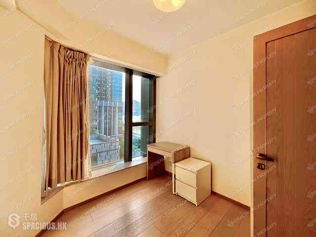 Fortress Hill - Harbour Glory Block 7 06