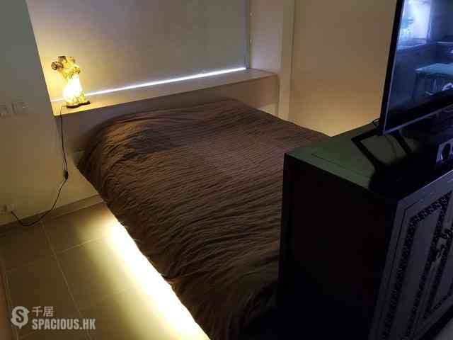 Wan Chai - Silvervale Mansion 04