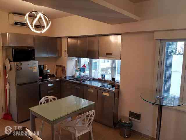 Wan Chai - Silvervale Mansion 05