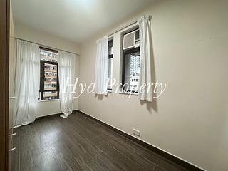 Mid Levels Central - Good View Court 03