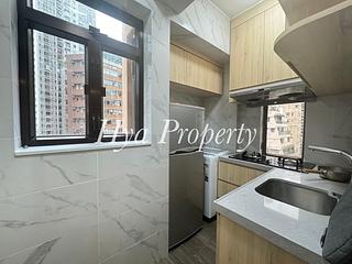 Mid Levels Central - Good View Court 06