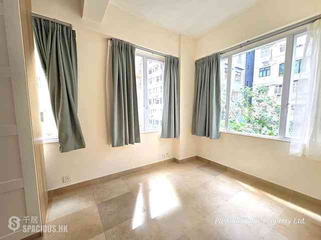 Happy Valley - Evone Court 01