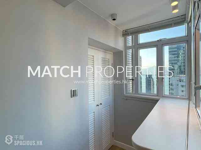 Sai Ying Pun - Fung King Court 15