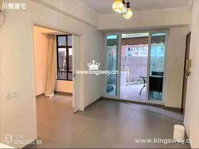 Mid Levels Central - Good View Court 01