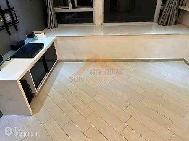 Sai Ying Pun - Kam Kwan Building 05