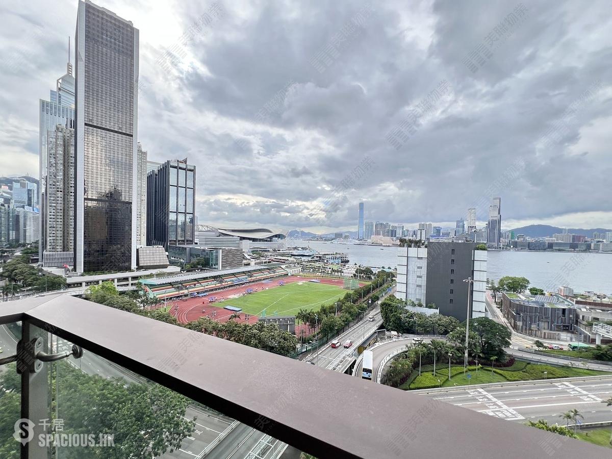 Wan Chai - The Gloucester 01