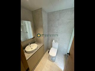 Mid Levels West - Rowen Court 05