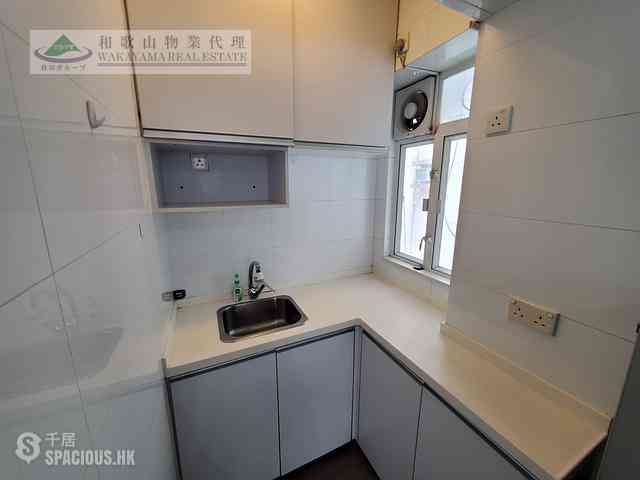 Sai Ying Pun - Highlight House 09