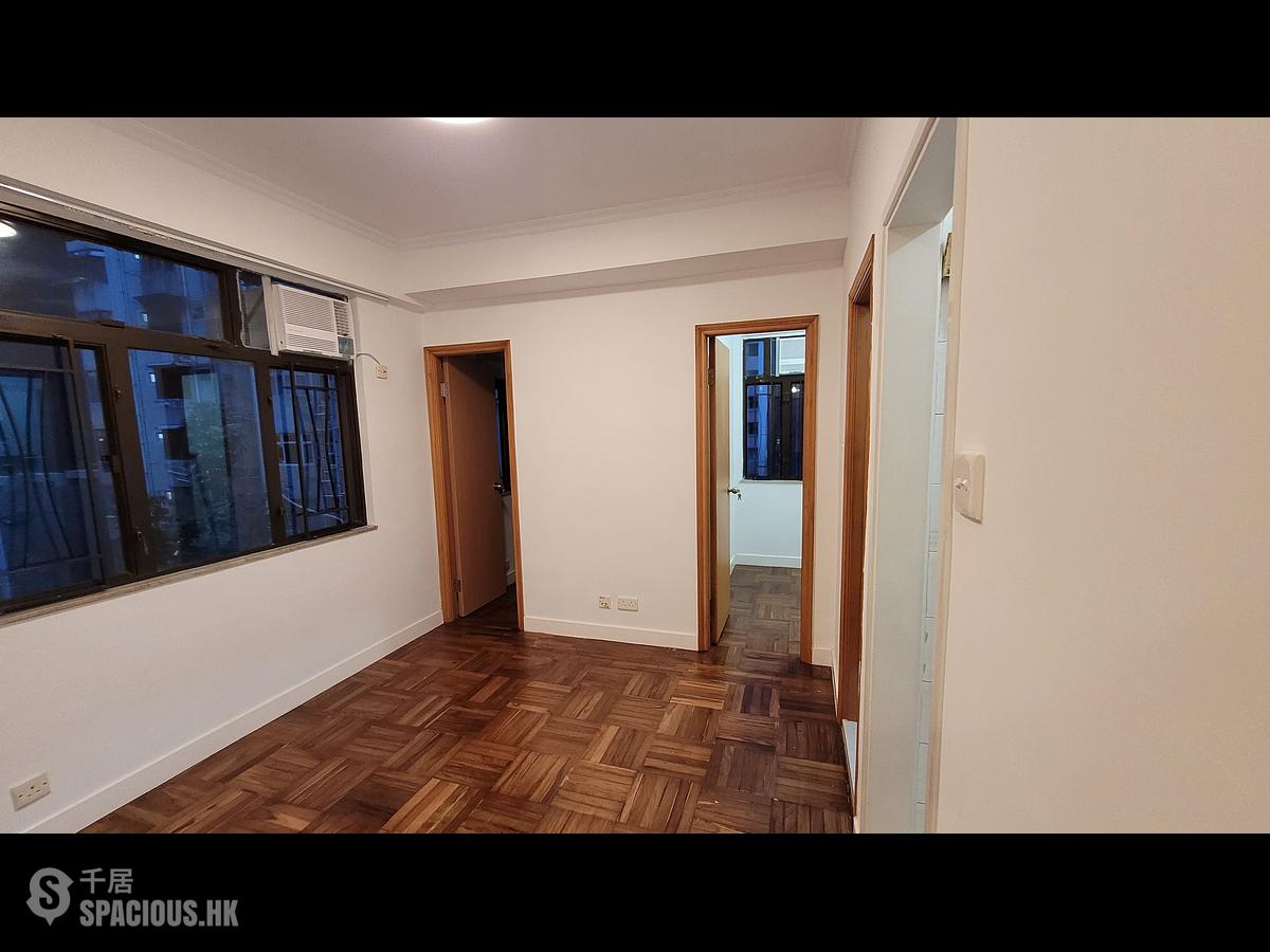 Causeway Bay - Cheong Shing Mansion 01