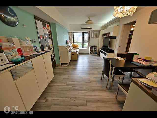 Tai Wai - Parc Royale Block 7 02
