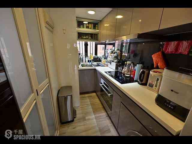 Tai Wai - Parc Royale Block 7 06