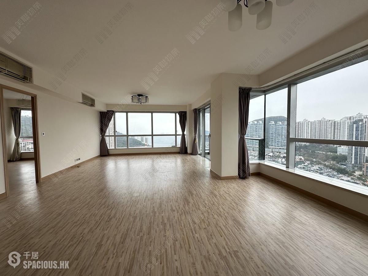 Wong Chuk Hang - Marinella Block 1 01