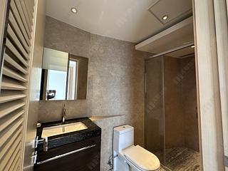 Wong Chuk Hang - Marinella Block 1 09