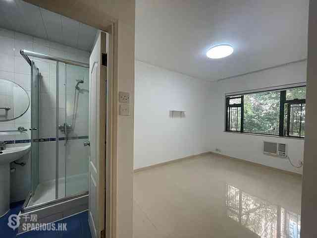Mid Levels West - Hing Wah Mansion Block A 05