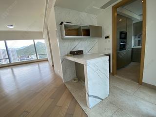 Ap Lei Chau - Larvotto Block 3 03