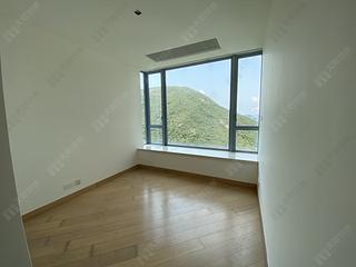 Ap Lei Chau - Larvotto Block 3 06