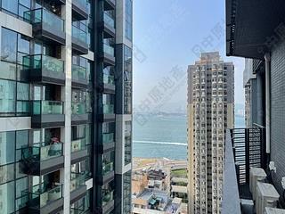 Sai Ying Pun - Two・Artlane 03